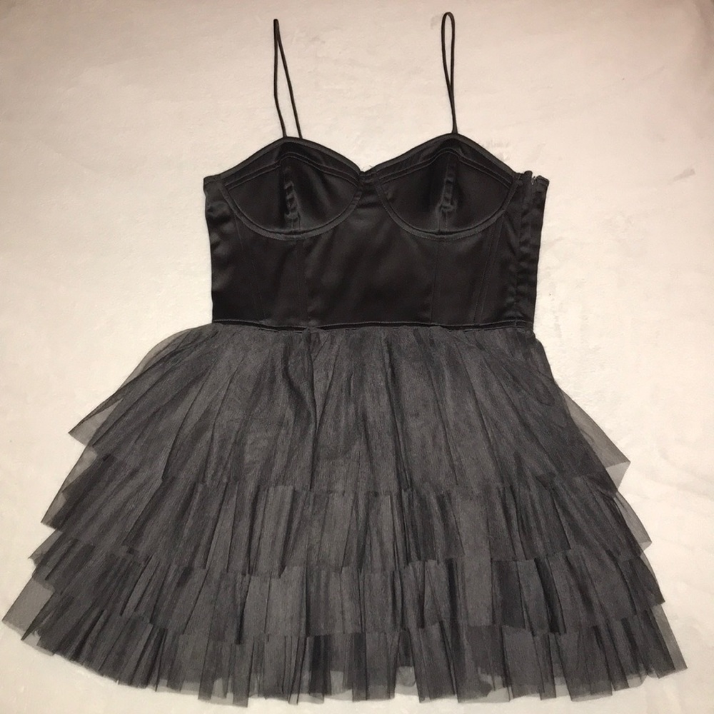 👗 Dainty  dress 👗